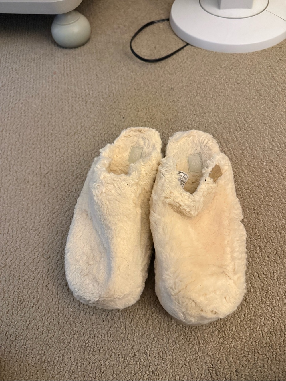 Ugg Fuzz Sugar Slippers